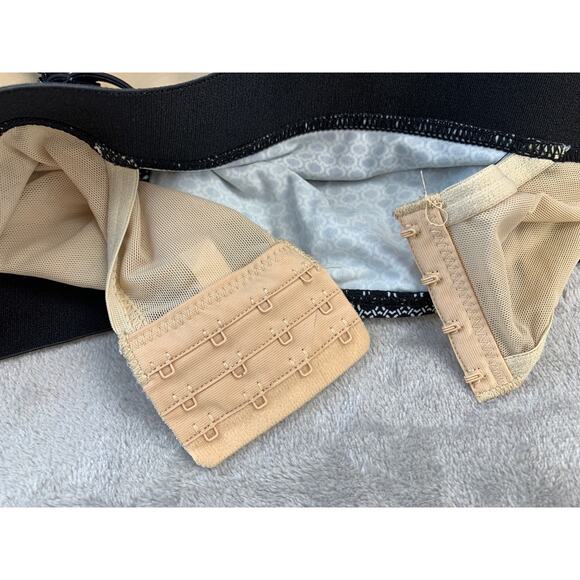 Swim by Cacique Swim Top Black Multi Floral Bikini Underwire Support Size 42DD - Picture 6 of 9